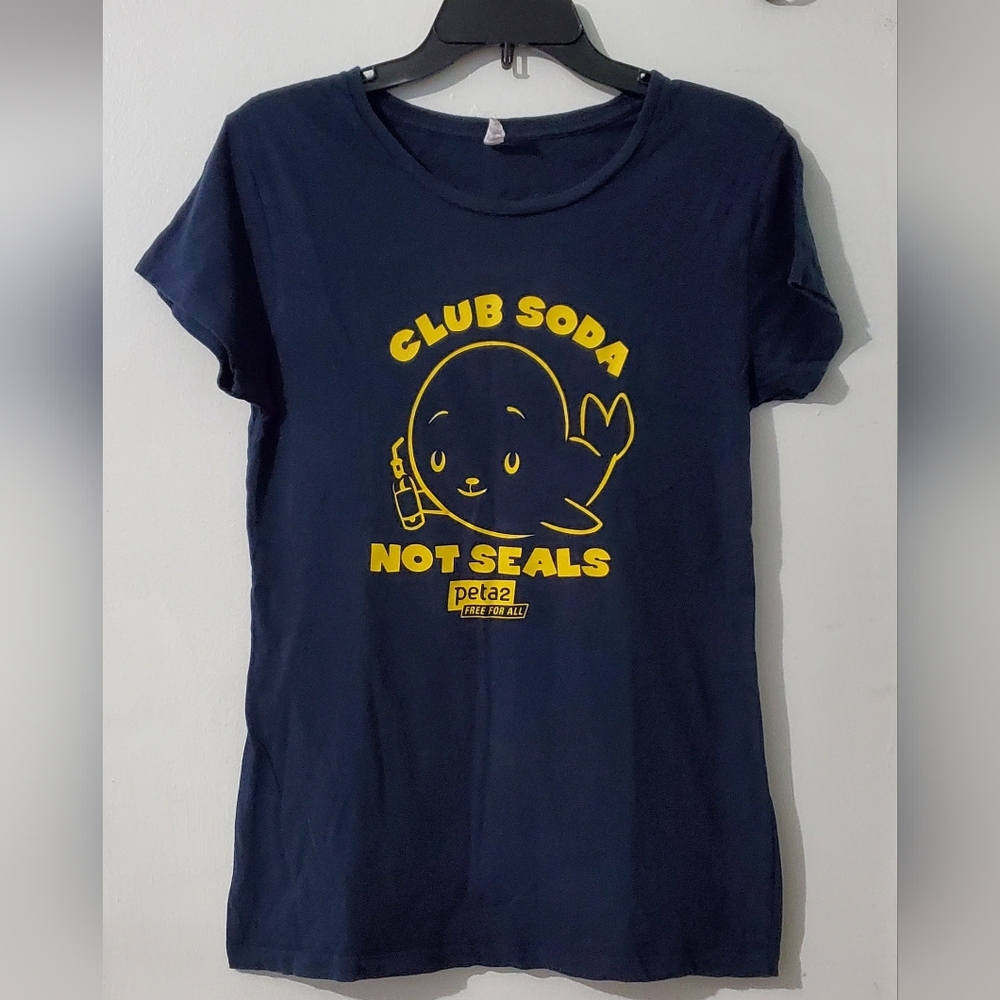 Peta 2, juniors graphic tee "Club Soda Not Seal"  In excellent use condition